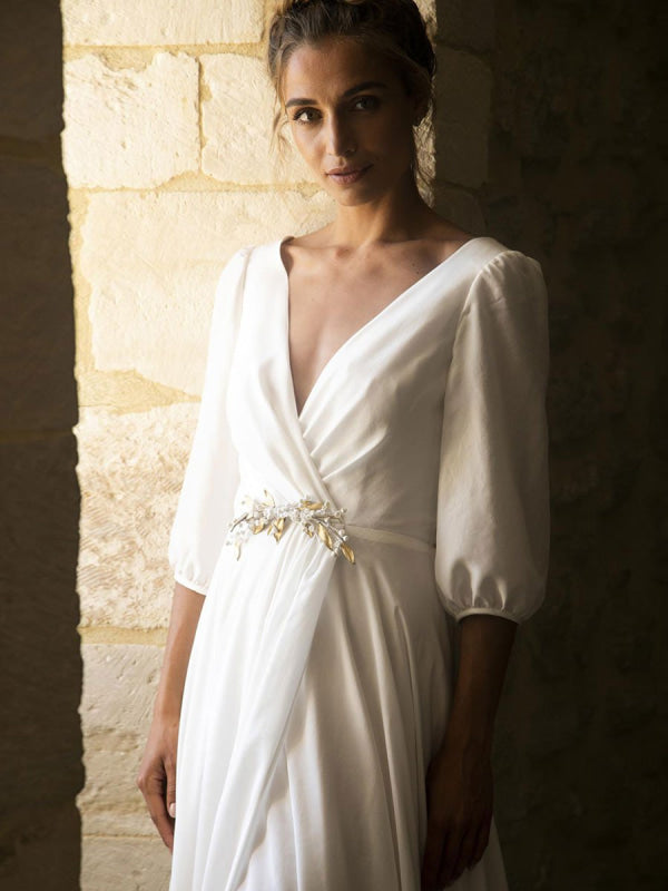 3/4 Sleeves White Wedding Dresses A Line Pleated V Neck Bridal Dresses