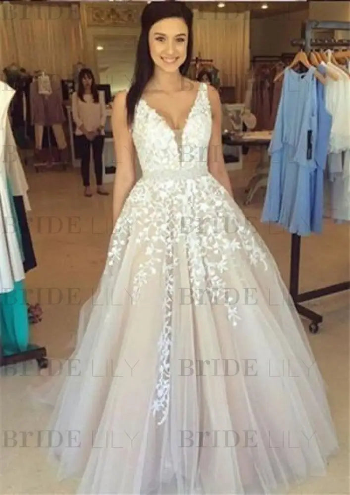 A Line Applique Tulle Prom Long V Neck Sleeveless Party Dress with Beading