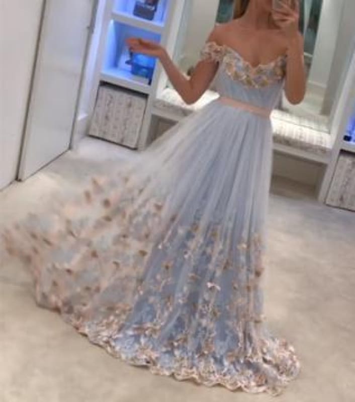 A-line Off-the-shoulder Appliques Tulle Prom Dress with Sash Flowers