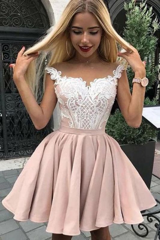 A-Line Ruches Short Homecoming Dresses With Lace Appliques Hot Selling Prom Gown