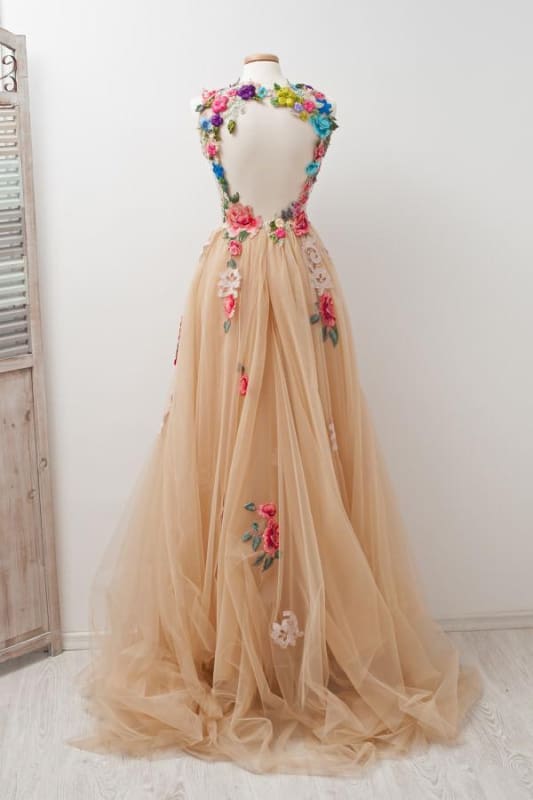 A-line Scoop Sleeveless Open Back Appliques Tulle Prom Dress with Hand-Made Flowers