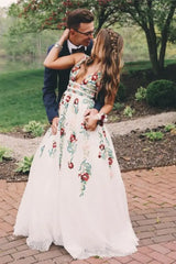 A Line V Neck Ivory Lace Prom Dress Flowers Evening Dresses with Appliques