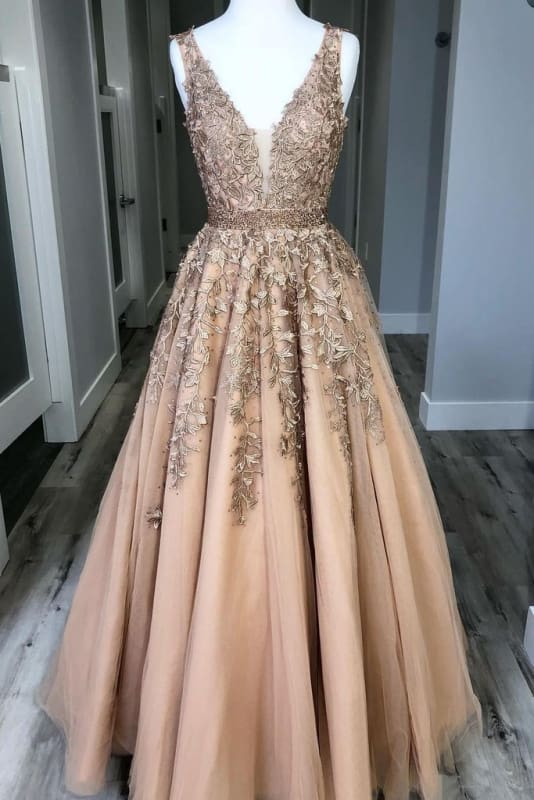 A Line V Neck Tulle Lace Applique Prom Dress with Beading Puffy Party Dress